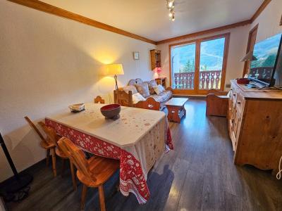 Ski verhuur Appartement 3 kamers 5 personen (A914) - Résidence le Valmont - Les Menuires - Woonkamer