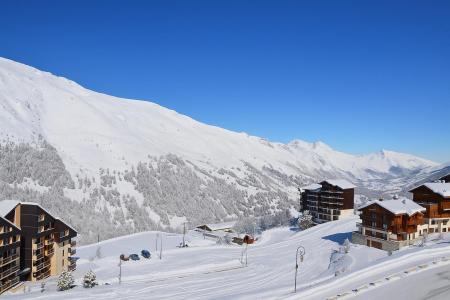 Location au ski Studio cabine 3 personnes (704) - Résidence le Villaret - Les Menuires - Extérieur hiver