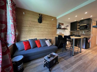 Rent in ski resort 2 room apartment 4 people (325) - Résidence le Villaret - Les Menuires - Living room
