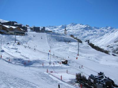 Location au ski Studio cabine 4 personnes (712) - Résidence le Villaret - Les Menuires - Extérieur hiver