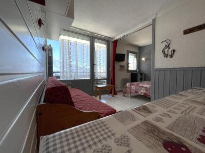 Rent in ski resort Studio cabin 4 people (106) - Résidence le Villaret - Les Menuires - Living room