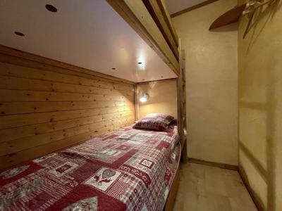 Location au ski Studio cabine 4 personnes (106) - Résidence le Villaret - Les Menuires - Chambre