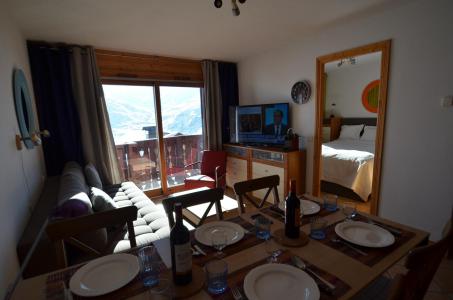Soggiorno sugli sci Appartamento 2 stanze con cabina per 4 persone (11) - Résidence les Alpages de Reberty - Les Menuires - Soggiorno