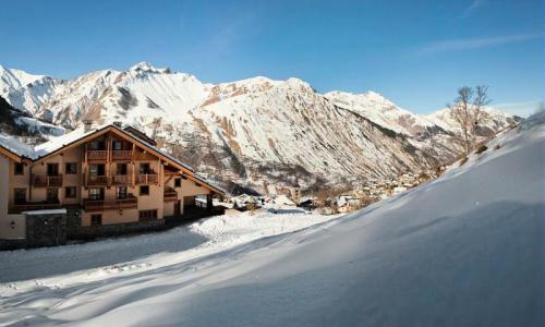 Rent in ski resort Résidence les Alpages de Reberty - MH - Les Menuires - Winter outside