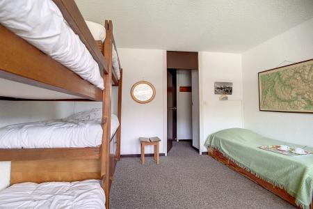 Rent in ski resort 2 room apartment 6 people (615) - Résidence les Aravis - Les Menuires - Bedroom
