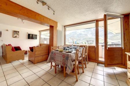 Rent in ski resort 4 room apartment sleeping corner 8 people (113) - Résidence les Aravis - Les Menuires - Living room