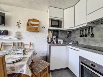 Location au ski Studio coin montagne 4 personnes (313) - Résidence les Aravis - Les Menuires - Kitchenette