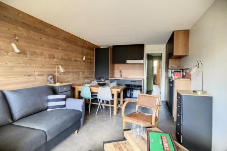 Rent in ski resort 2 room apartment 6 people (310) - Résidence les Charmettes - Les Menuires - Living room