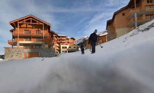 Vacances en montagne Résidence les Clarines - Les Menuires - Extérieur hiver