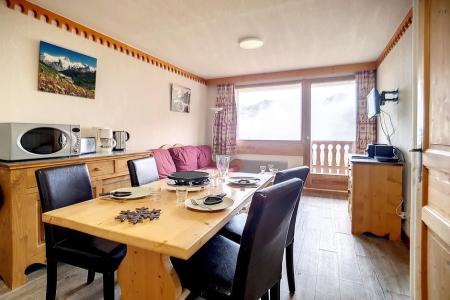Rent in ski resort 2 room apartment cabin 6 people (302) - Résidence les Côtes d'Or - Les Menuires - Living room