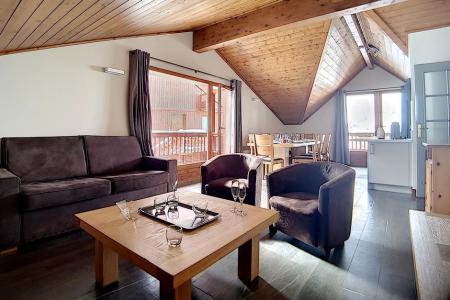 Rent in ski resort 4 room apartment 10 people (28) - Résidence les Cristaux - Les Menuires - Living room