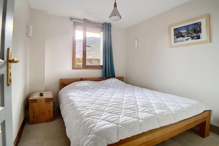 Rent in ski resort 4 room apartment 8 people (20) - Résidence les Cristaux - Les Menuires - Bedroom