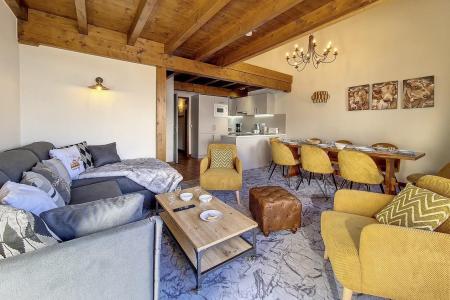 Rent in ski resort 5 room duplex apartment 10 people (9) - Résidence les Cristaux - Les Menuires - Living room