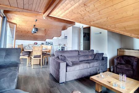 Rent in ski resort 6 room apartment 12 people (27) - Résidence les Cristaux - Les Menuires - Living room