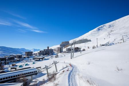 Rent in ski resort Studio 2 people (406) - Résidence les Dorons - Les Menuires - Winter outside