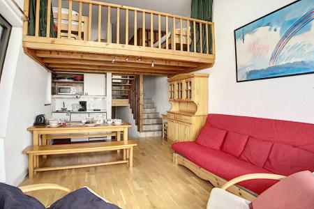 Rent in ski resort 2 room duplex apartment 6 people (601) - Résidence les Evons - Les Menuires - Living room