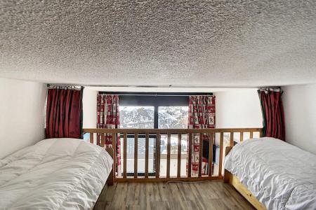 Alquiler al esquí Apartamento dúplex 2 piezas 6 personas (601) - Résidence les Evons - Les Menuires - Habitación