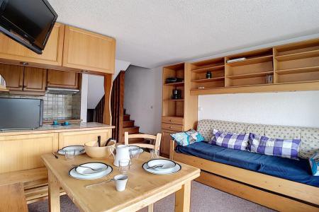 Ski verhuur Appartement duplex 2 kamers 5 personen (303) - Résidence les Evons - Les Menuires - Woonkamer