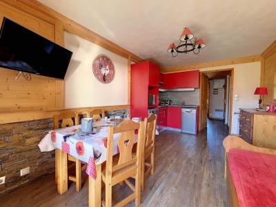 Rent in ski resort 2 room apartment 4 people (1215) - Résidence les Valmonts - Les Menuires - Living room