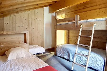 Rent in ski resort 4 room duplex apartment 10 people (1217) - Résidence les Valmonts - Les Menuires - Bedroom