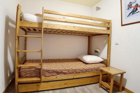 Rent in ski resort 2 room apartment 4 people (13) - Résidence les Valmonts B - Les Menuires - Bedroom