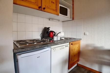 Rent in ski resort 2 room apartment 4 people (13) - Résidence les Valmonts B - Les Menuires - Kitchen