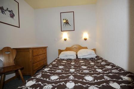 Rent in ski resort 2 room apartment 4 people (37) - Résidence les Valmonts B - Les Menuires - Bedroom