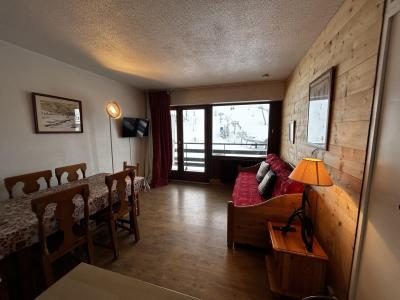 Rent in ski resort 2 room apartment 5 people (43) - Résidence Oisans - Les Menuires - Living room