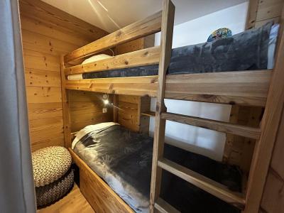 Alquiler al esquí Apartamento cabina para 4 personas (22) - Résidence Oisans - Les Menuires - Habitación