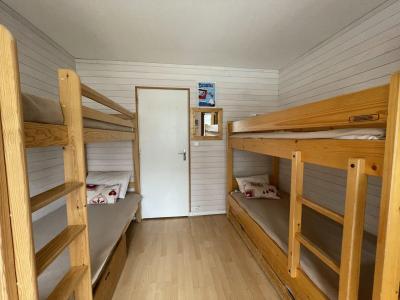 Location au ski Appartement 3 pièces alcôve 8 personnes (25) - Résidence Oisans - Les Menuires - Chambre