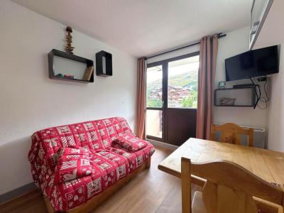 Location au ski Studio cabine 2 personnes (501) - Résidence Sarvan - Les Menuires - Séjour