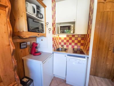 Rent in ski resort Studio 2 people (835) - Résidence Trois Marches - Les Menuires - Kitchen