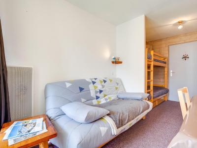 Skiverleih 2-Zimmer-Appartment für 4 Personen (8) - Ski Soleil - Les Menuires - Wohnzimmer