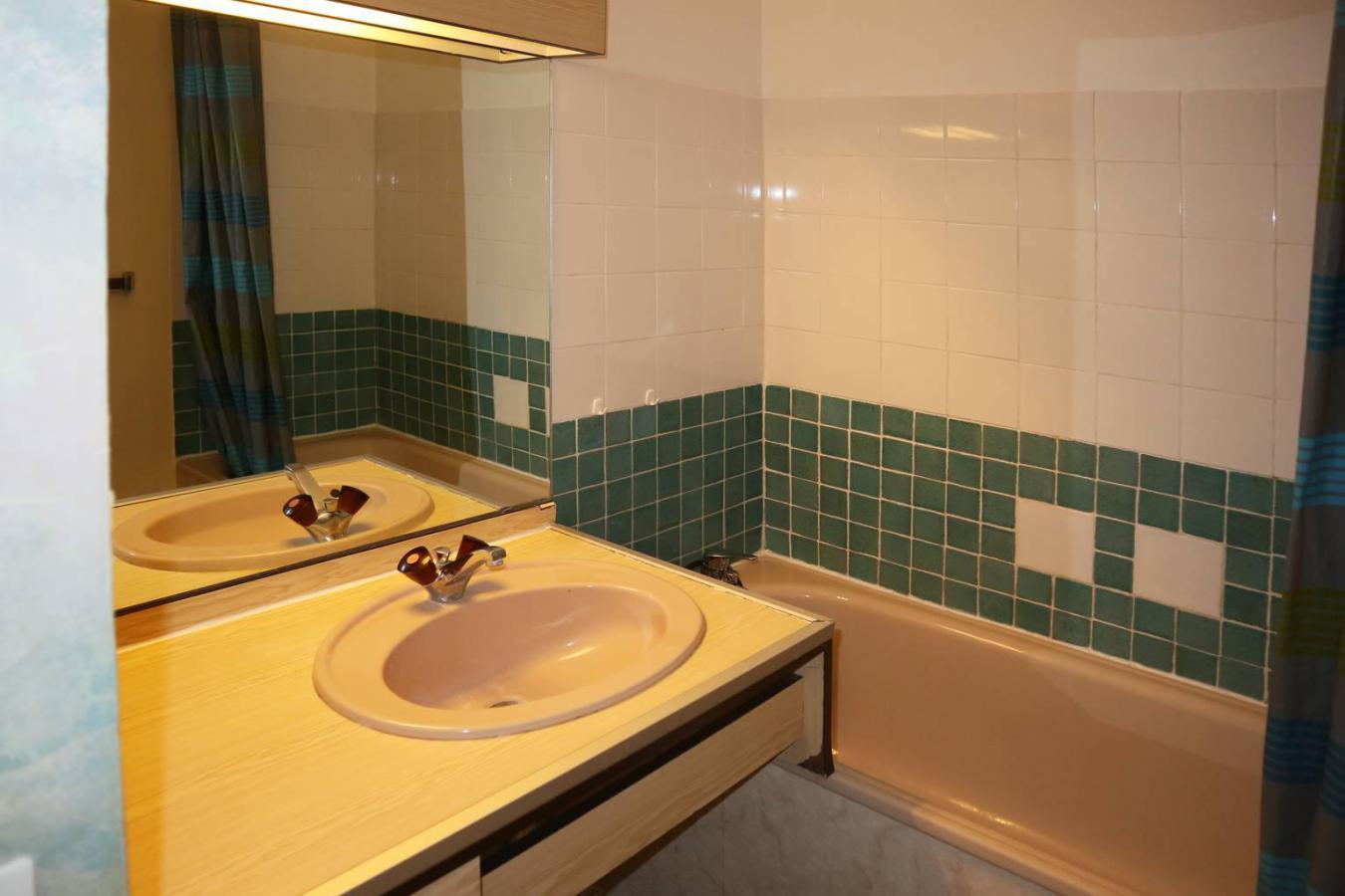 Studio 6 personnes (213)