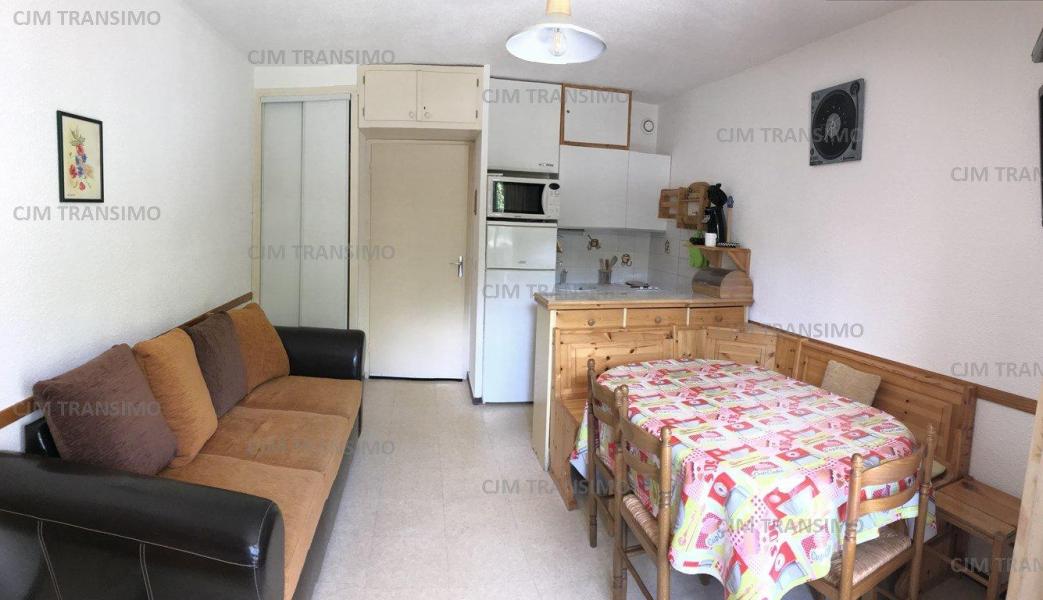 Rent in ski resort Studio sleeping corner 6 people (304) - BALCONS DES ORRES - Les Orres - Living room