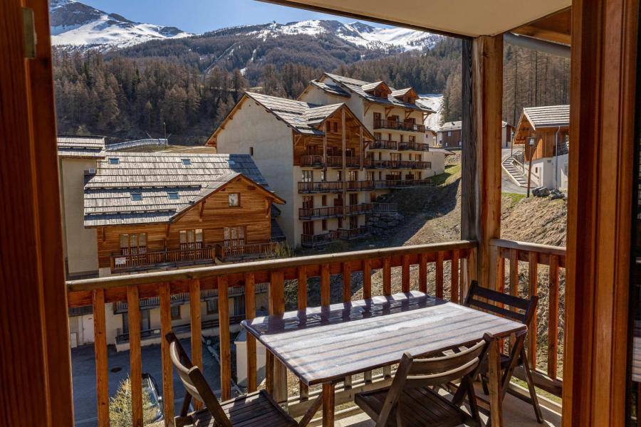 Soggiorno sugli sci Appartamento su due piani 3 stanze per 10 persone (216) - Chalets de Bois Méan A - Les Orres - Balcone