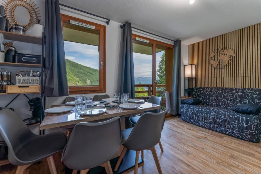 Ski verhuur Appartement 3 kamers bergnis 8 personen (102) - Chalets de Bois Méan D - Les Orres - Woonkamer