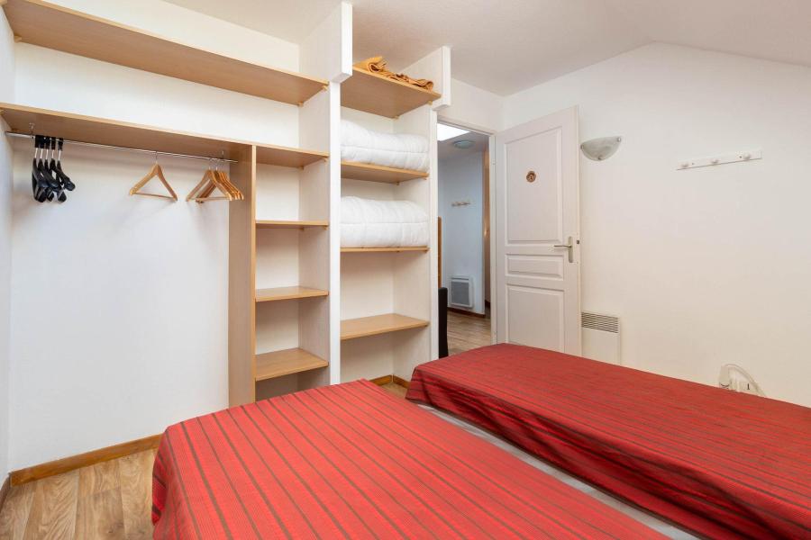 Skiverleih Duplexwohnung 4 Zimmer Schlafnische 8 Personen (D502) - Chalets de Bois Méan D - Les Orres - Schlafzimmer