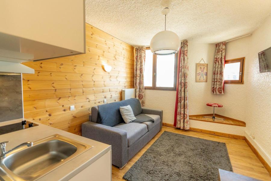 Rent in ski resort Studio 2 people (412) - La Résidence le 1650 - Les Orres - Living room