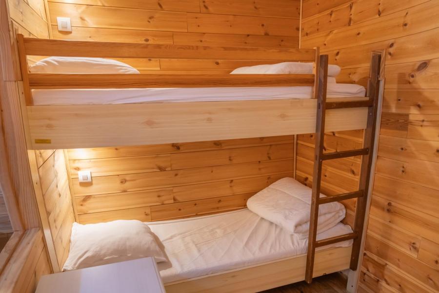 Rent in ski resort Studio sleeping corner 4 people (410) - La Résidence le 1650 - Les Orres - Bedroom