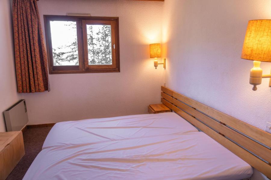 Rent in ski resort 2 room apartment 5 people (B404) - La Résidence le Belvédère - Les Orres - Bedroom