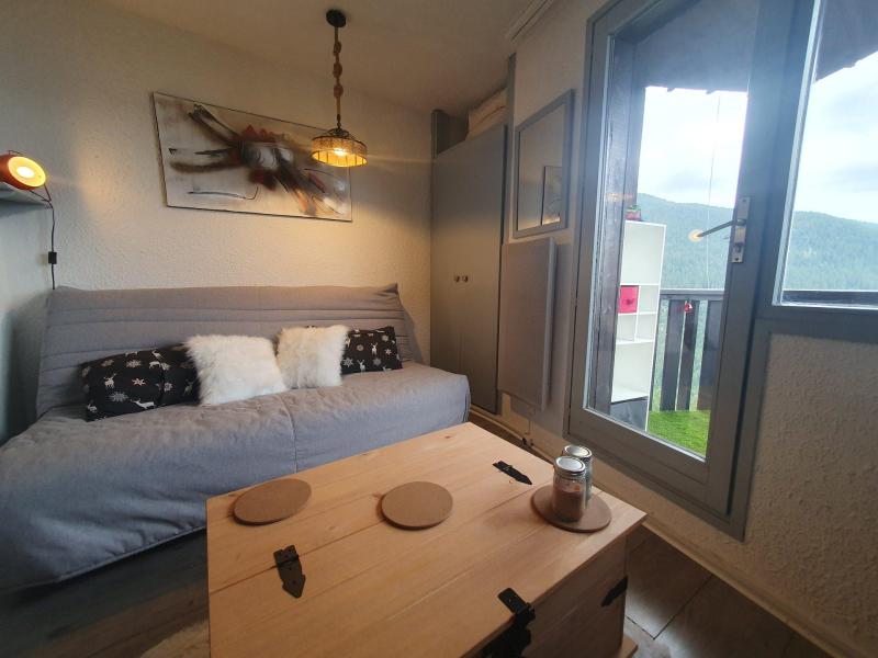 Rent in ski resort Studio sleeping corner 4 people (912) - La Résidence le Cairn - Les Orres - Living room