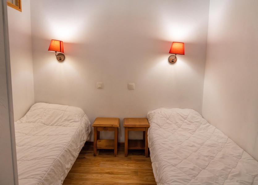 Location au ski Appartement 2 pièces cabine 6 personnes (MBB111) - La Résidence les Eglantines - Les Orres - Chambre