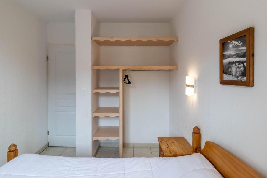 Rent in ski resort 2 room apartment 4 people (108) - Le Balcon des Airelles - Les Orres - Bedroom