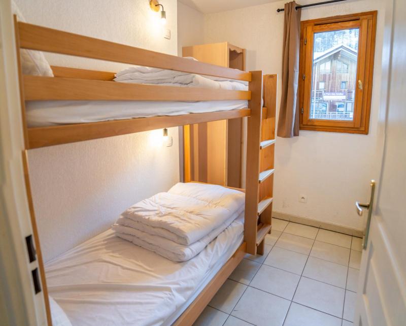Rent in ski resort 3 room apartment 6 people (418) - Le Balcon des Airelles - Les Orres - Bedroom