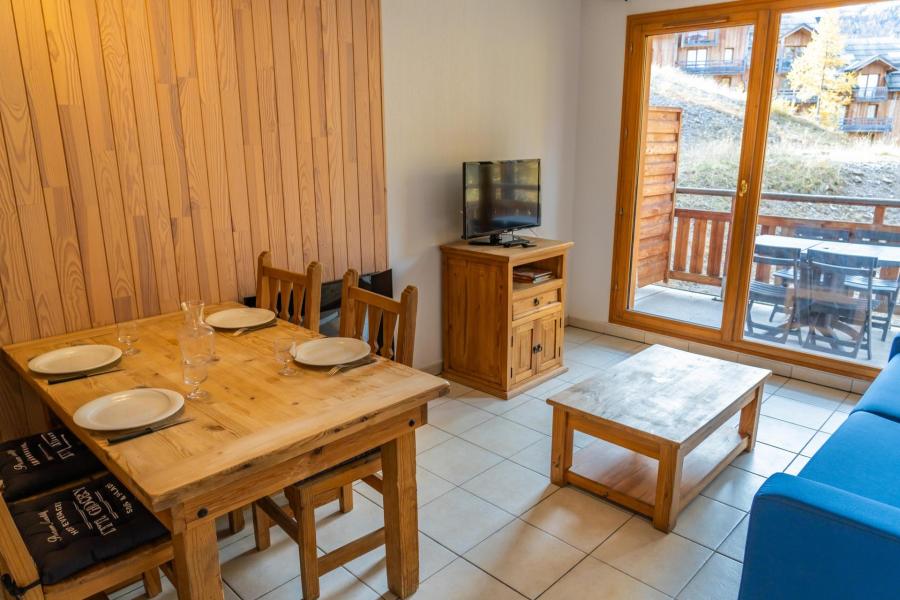 Ski verhuur Appartement 2 kamers 4 personen (207) - Le Balcon des Airelles - Les Orres - Woonkamer