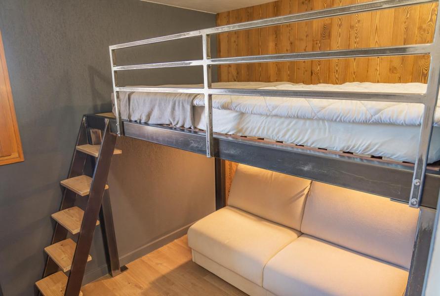 Rent in ski resort 2 room apartment 6 people (203) - Le Parc des Airelles - Les Orres - Bedroom