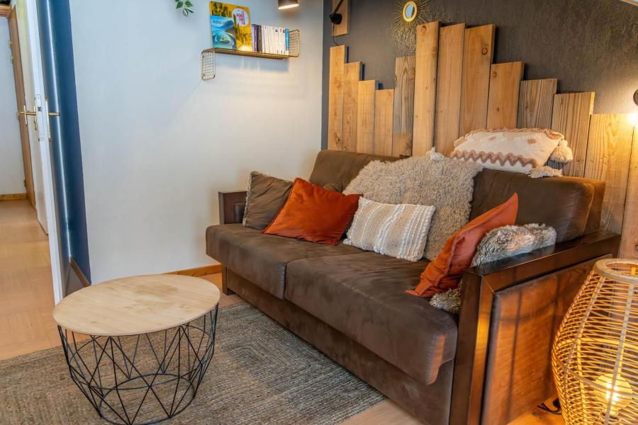 Rent in ski resort 2 room apartment 7 people (228) - Le Parc des Airelles - Les Orres - Living room