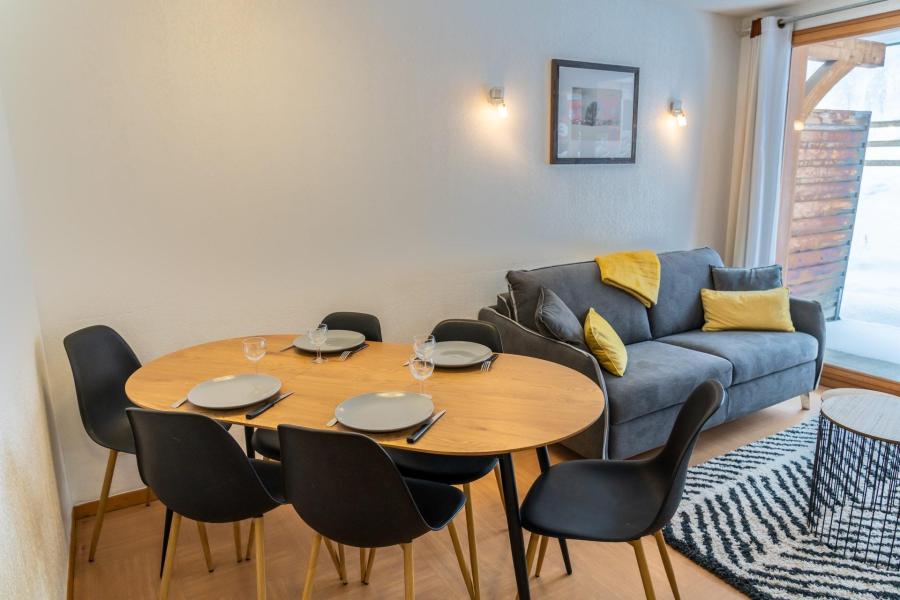 Rent in ski resort 2 room apartment cabin 6 people (026) - Le Parc des Airelles - Les Orres - Living room