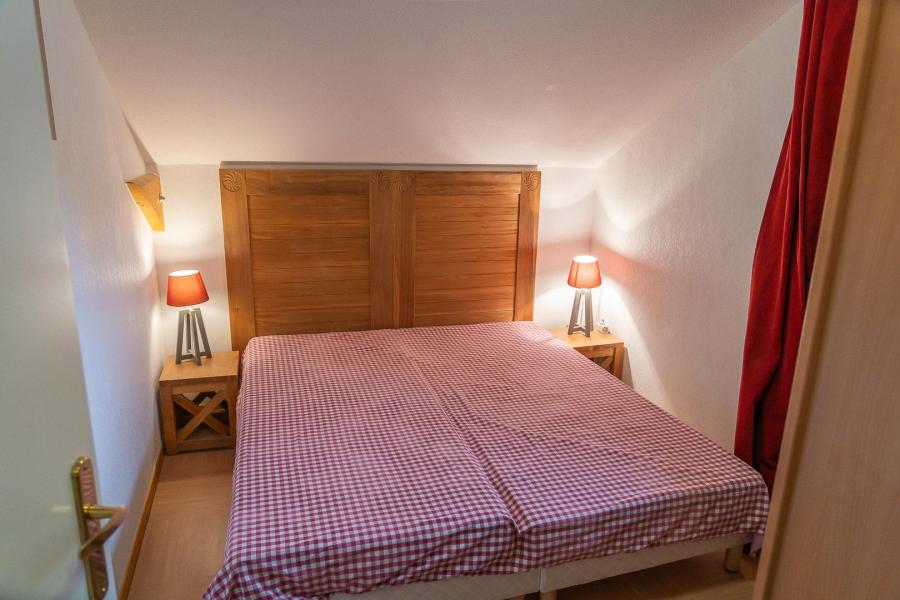 Rent in ski resort 3 room duplex apartment 10 people (314) - Le Parc des Airelles - Les Orres - Bedroom